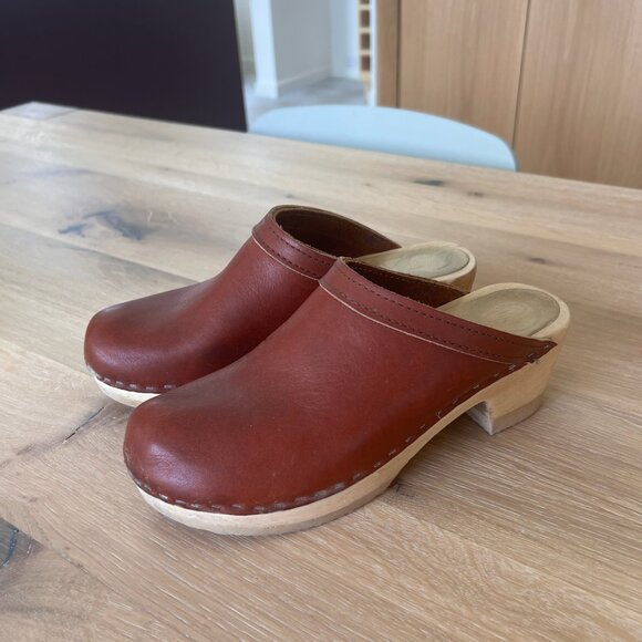 No. 6 Shoes - No. 6 brown leather Clogs